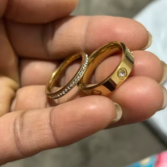 Gold Clover Eternity Band with Pavé Crystals Ring Set - Picture 8 of 10